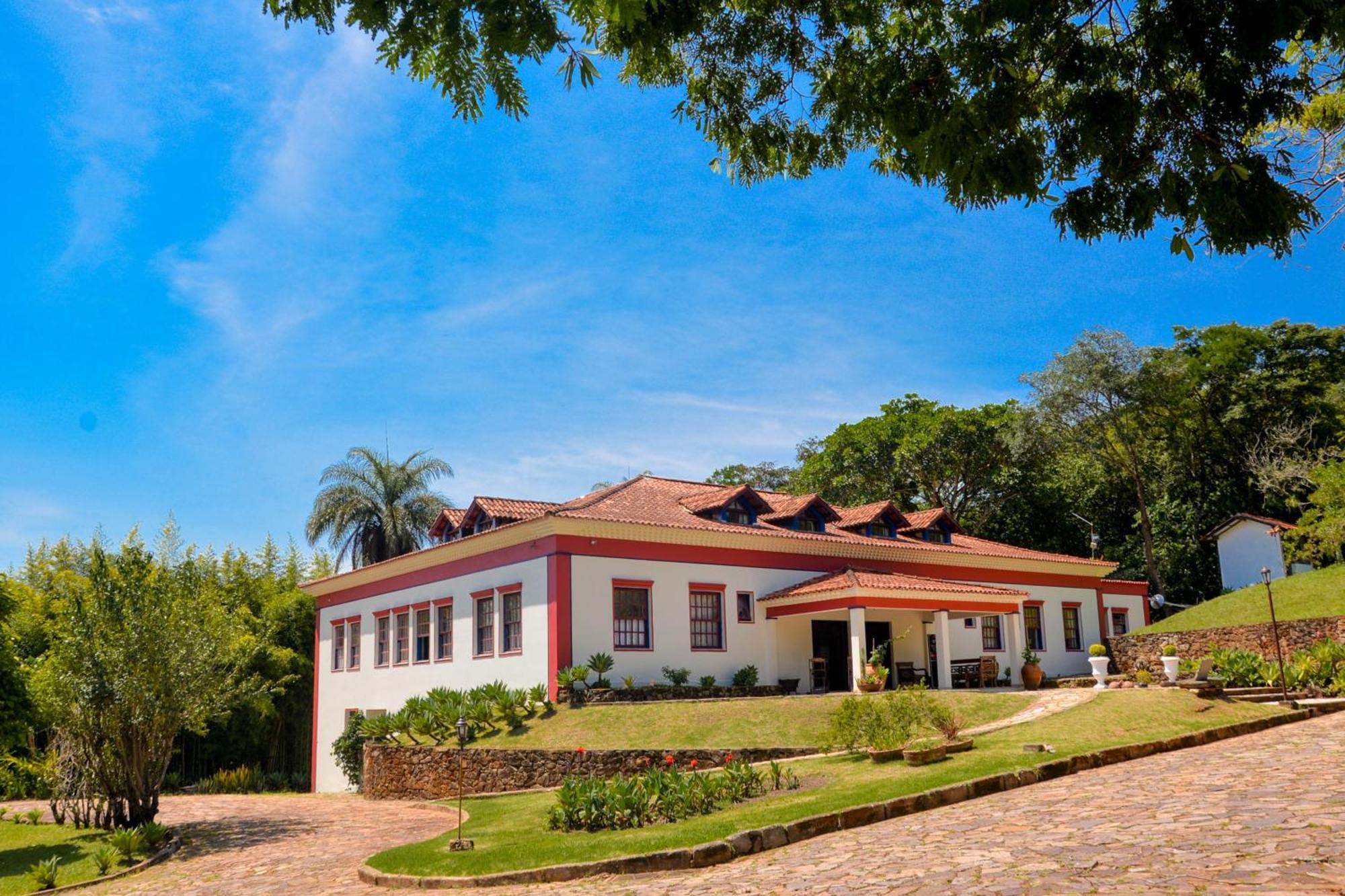Pousada Candonga Da Serra Tiradentes Extérieur photo